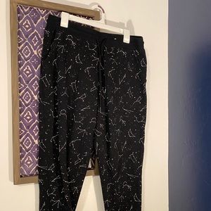 Adorable pajama bottoms!